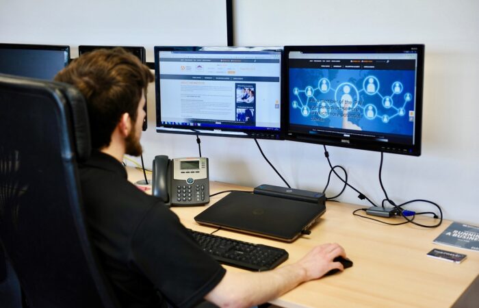 Les_5_avantages_majeurs_du_monitoring_de_site_web_pour_votre_entreprise